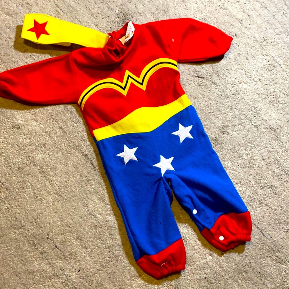Marvel Wonder Woman felt snap infant costume